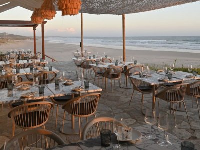 Проект:Trinca Espinhas restaurant, Praia de Sao Torpes, Сайнс, Португалия