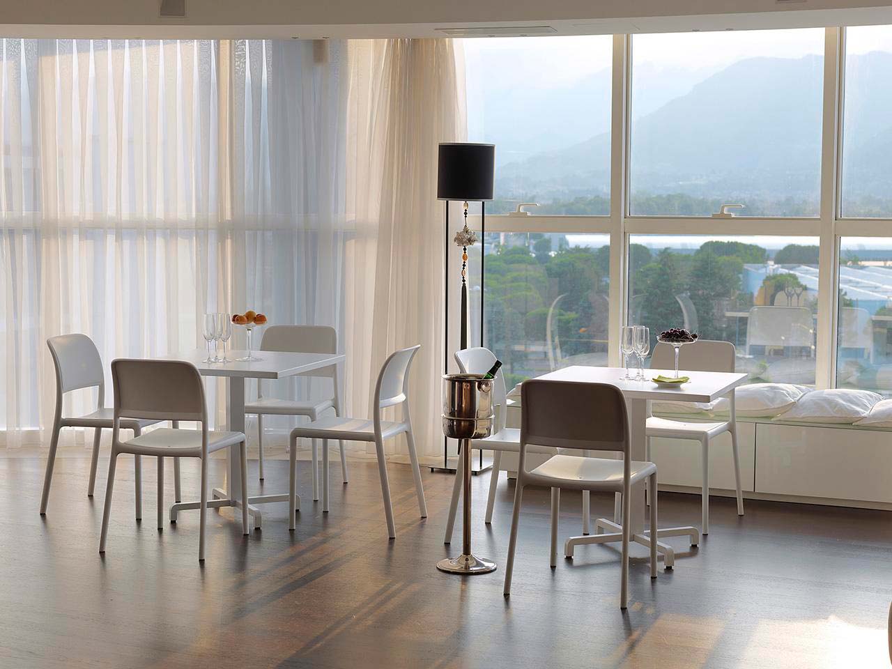 Пластиковый стул, Riva Bistrot, Nardi, белый (3)