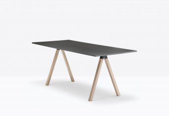 Стол ламинированный Arki-Desk Wood