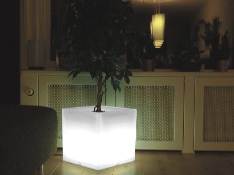 Кашпо пластиковое светящееся Q-Pot Lighting