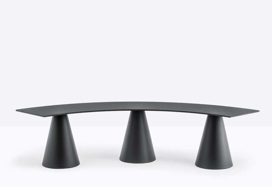 Скамейка полукруглая пластиковая Ikon Bench