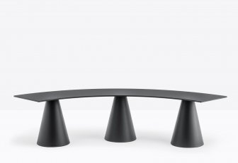 Скамейка полукруглая пластиковая Ikon Bench