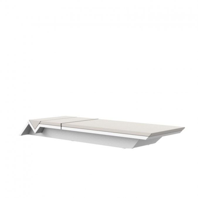 Лежак пластиковый с матрасом Rest Basic