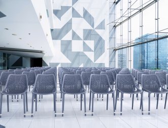 Стул пластиковый Siesta Contract Air темно-серый