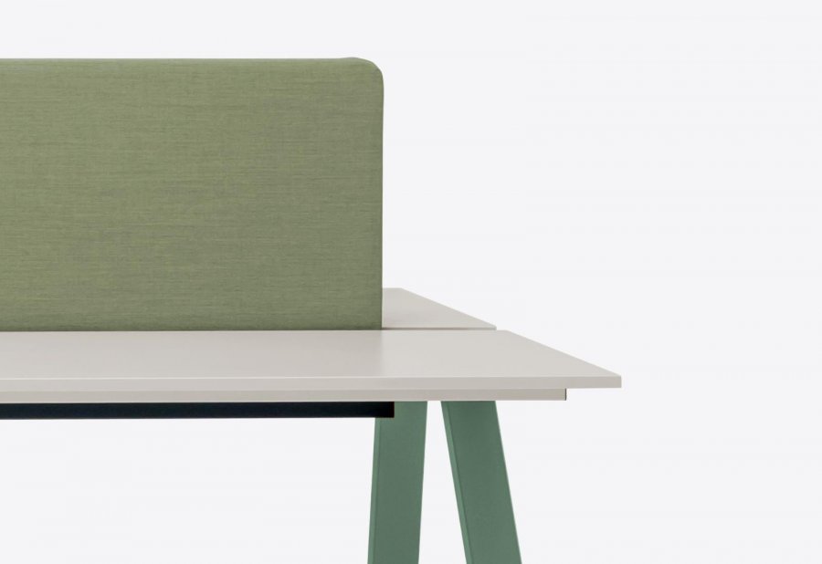 Стол ламинированный с перегородкой Arki-Table Desk