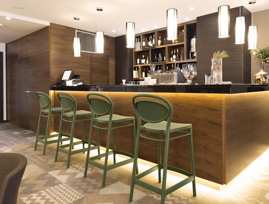 Стул пластиковый полубарный Siesta Contract Marcel Bar 65 оливковый