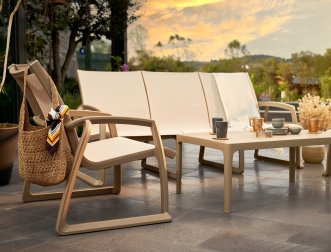 Диван пластиковый трехместный Pacific Lounge