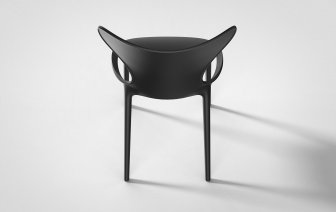 Стул пластиковый Vondom Love Basic черный
