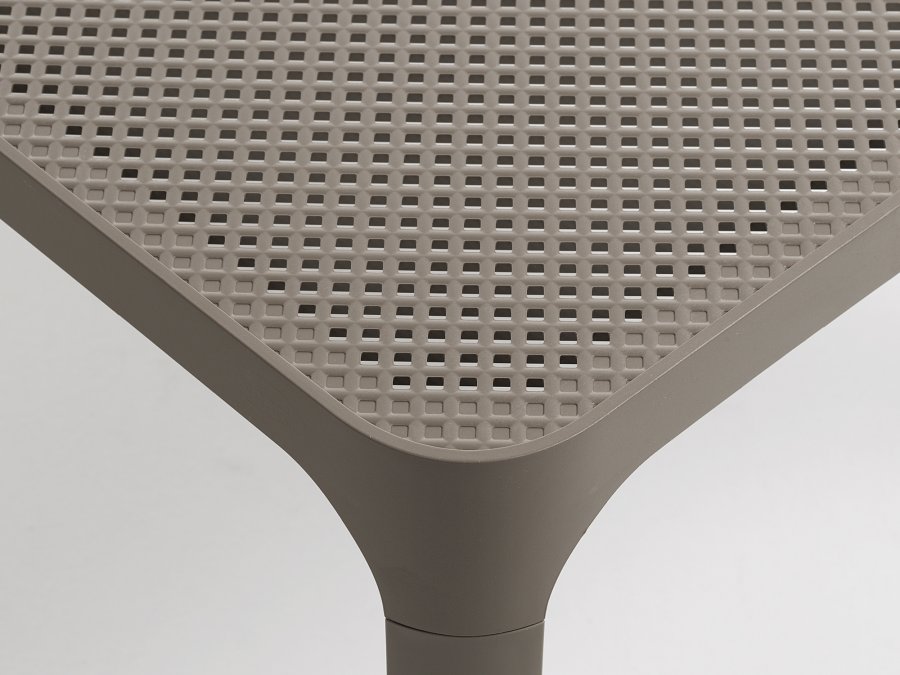 Столик пластиковый журнальный Net Table 40
