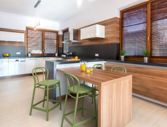 Стул пластиковый полубарный Siesta Contract Victor Bar 65 оливковый
