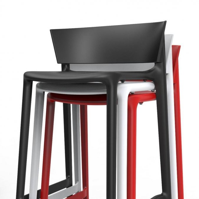Стул пластиковый полубарный Vondom Africa Basic черный