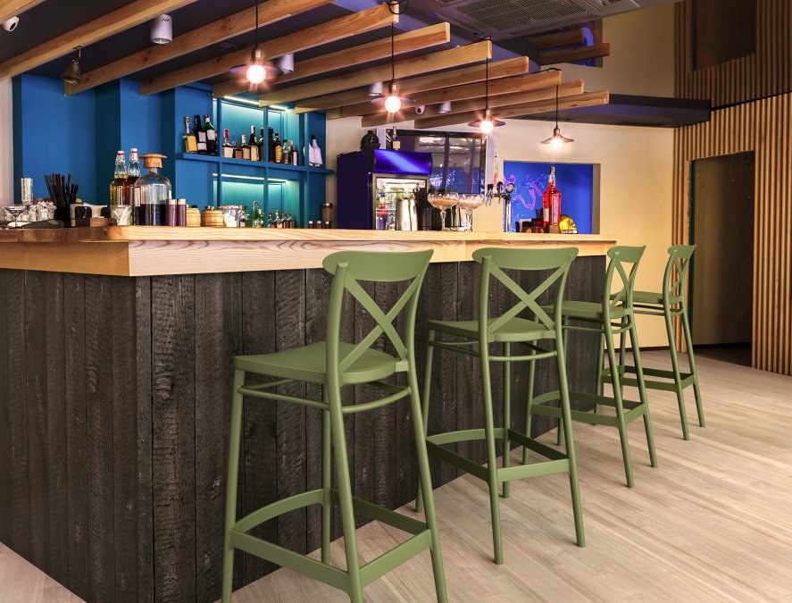 Стул пластиковый барный Siesta Contract Cross Bar 75 оливковый