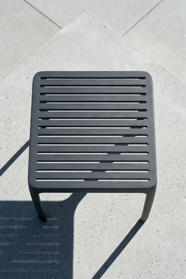 Столик пластиковый для шезлонга Wave Side Table