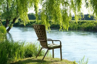 Лаунж-кресло пластиковое Folio