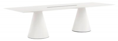 Ikon Table CC Стол с каналом для протяжки проводов