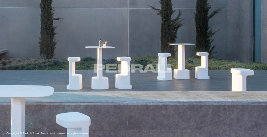 Табурет пластиковый барный PEDRALI Serif антрацит