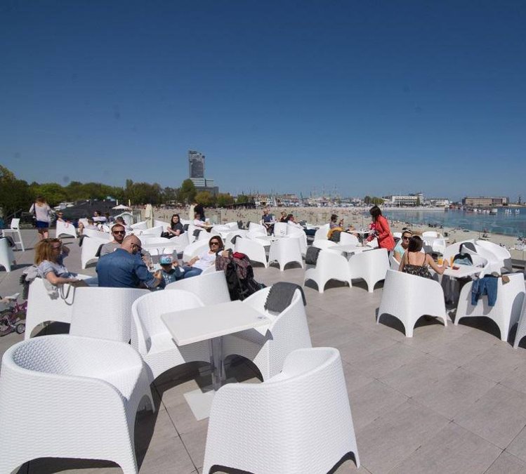 Кресло пластиковое плетеное Siesta Contract Aruba белый