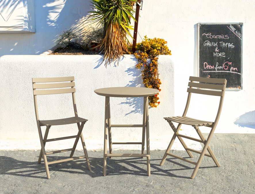 Стол пластиковый складной Helen Folding Table Ø60, бежевый, Ø600х740 мм