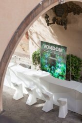 Стул пластиковый барный Vondom Vertex Basic