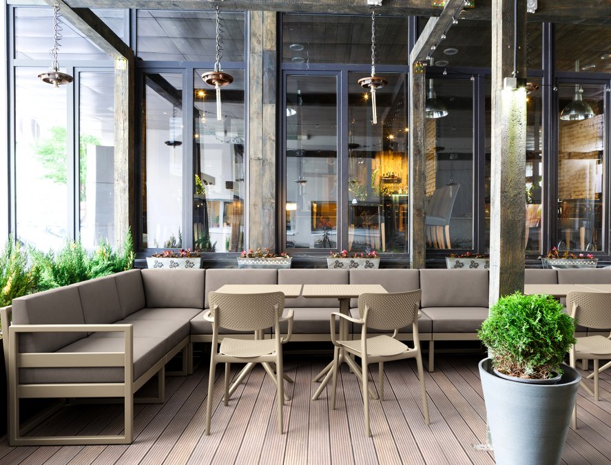 Кресло пластиковое Siesta Contract Loft бежевый