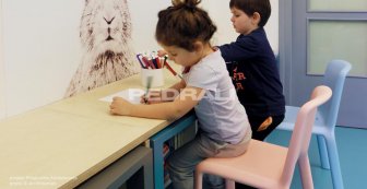 Стул пластиковый детский Snow Junior