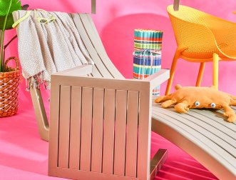 Столик пластиковый для лежака Ocean Side Table