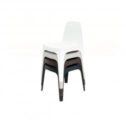 Стул пластиковый Vondom Solid Basic черный