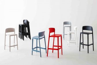 Стул пластиковый барный Gaber Abuela Stool 77 черный