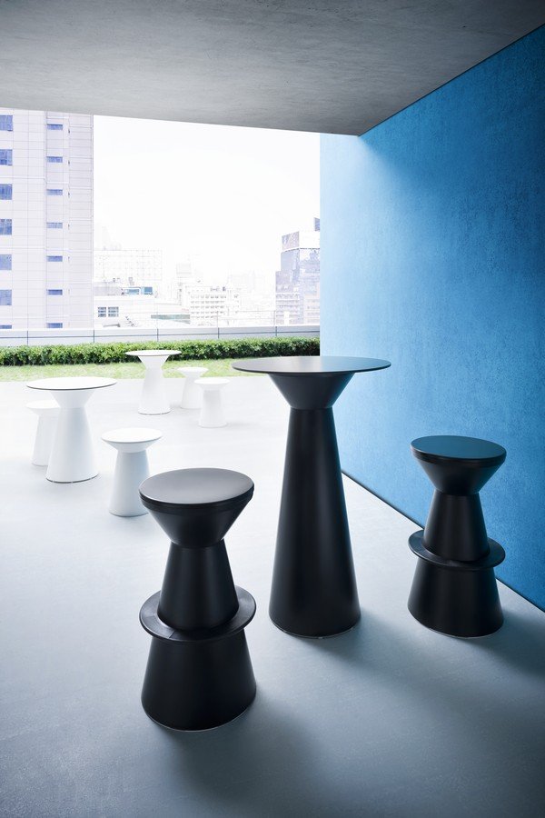 Стол ламинированный барный Roller Table