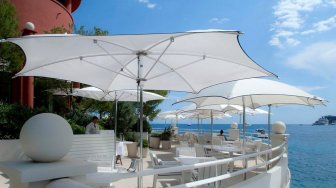 Зонт профессиональный Ø4.25 м Crescent Ocean Master Max