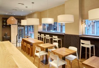 Стул барный пластиковый Scab Design Natural Divo отбеленный бук, лен