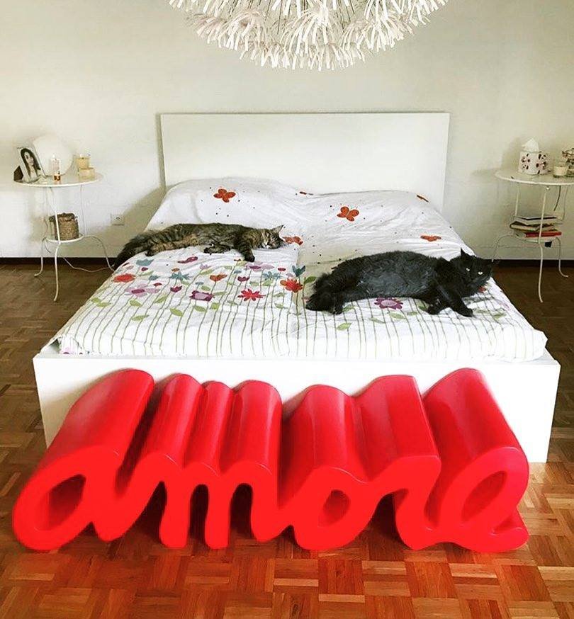 Скамья пластиковая дизайнерская Amore Pop
