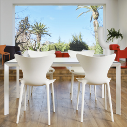 Стул пластиковый Vondom Love Basic белый