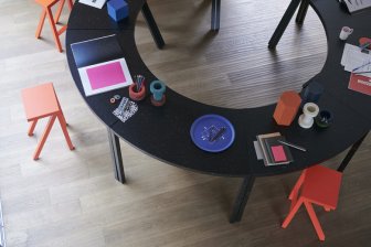 Стол металлический барный Bureaurama