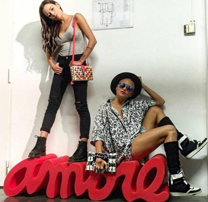 Скамья пластиковая дизайнерская Amore Pop
