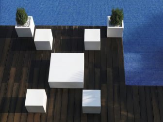 Столик пластиковый кофейный Jut Chill Basic