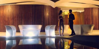 Столик пластиковый кофейный Biophilia Basic