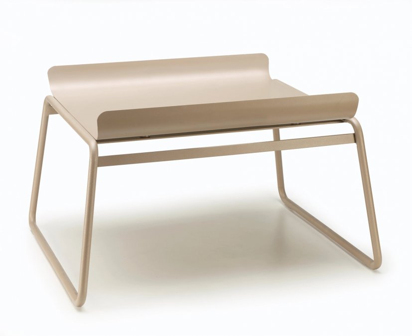 Столик кофейный Lisa Lounge Side Table