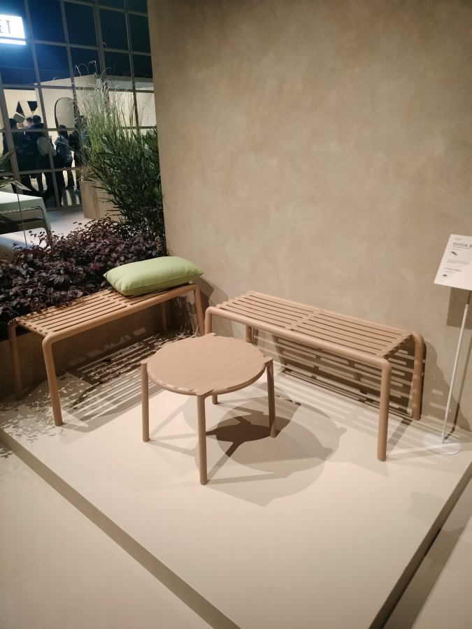 Скамья пластиковая Doga Bench