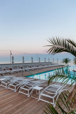 Moncastro Beach Hotel, Затока