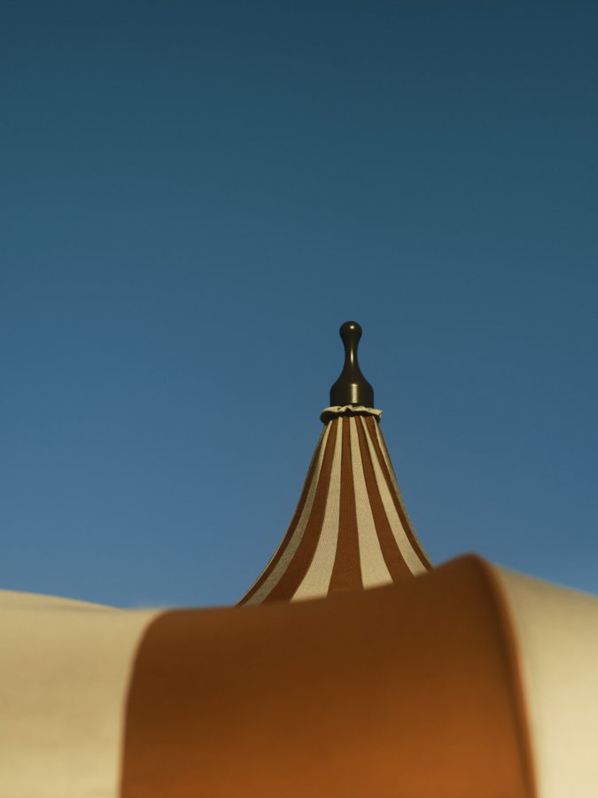 Зонт пляжный профессиональный Ø2.4 м Iconic Pagoda