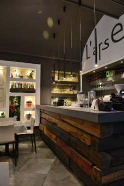L'Arsenale Italian Food & Lounge Bar, Амальфи, Италия