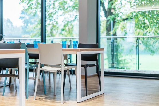 British Manufacturer Social Spaces, Великобритания
