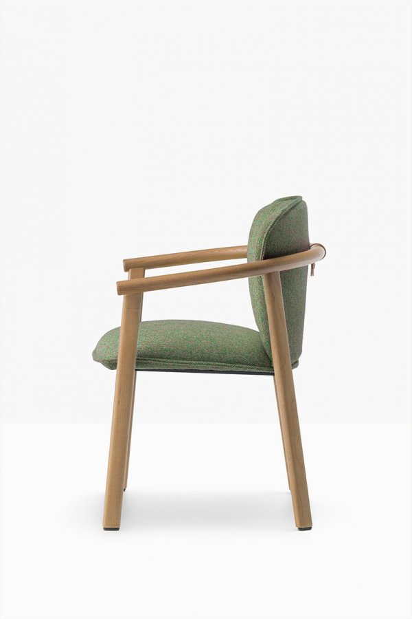 Кресло деревянное с подушкой Lamorisse Wood