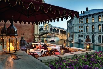 Зонт профессиональный 3.5х2.5 м Venezia