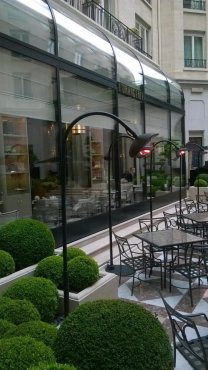 Four Seasons Hotel George V, Париж, Франция