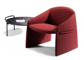 Кресло с обивкой Majorette Lounge