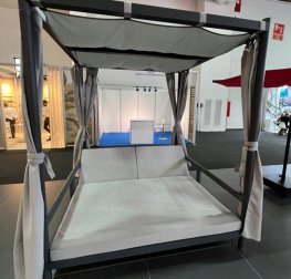 Шатер с лежаками Sultan Daybed