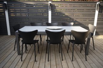 Стул пластиковый Vondom Love Basic черный