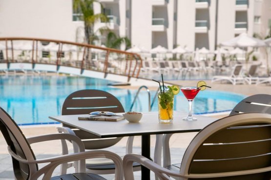 Vangelis Hotel & Suites, Кипр